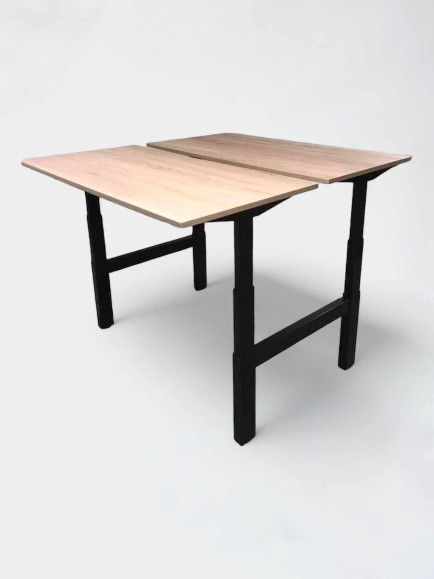 Ahrend Duo elektrisch zit sta bureau 160x160cm - Tweedehands kwaliteit "Bureaus" - Relieve Furniture