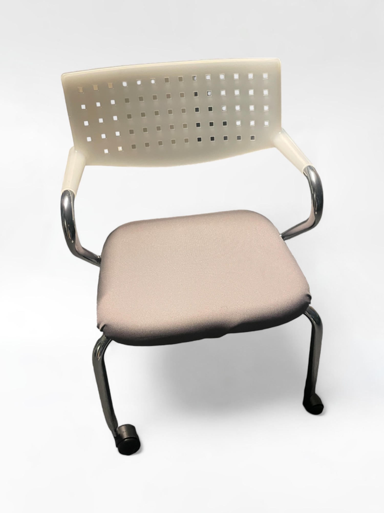 Vitra Visaroll Grey meeting chair