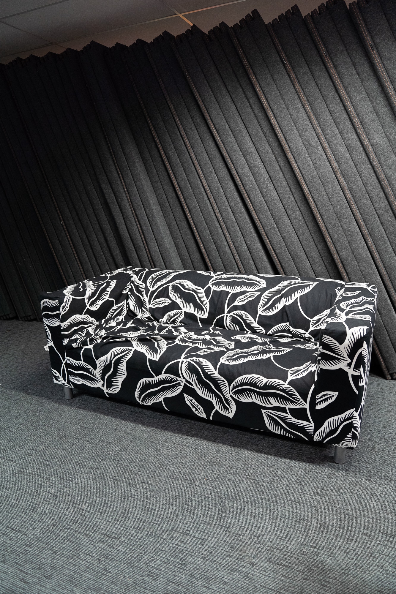 Black and white flower design sofa