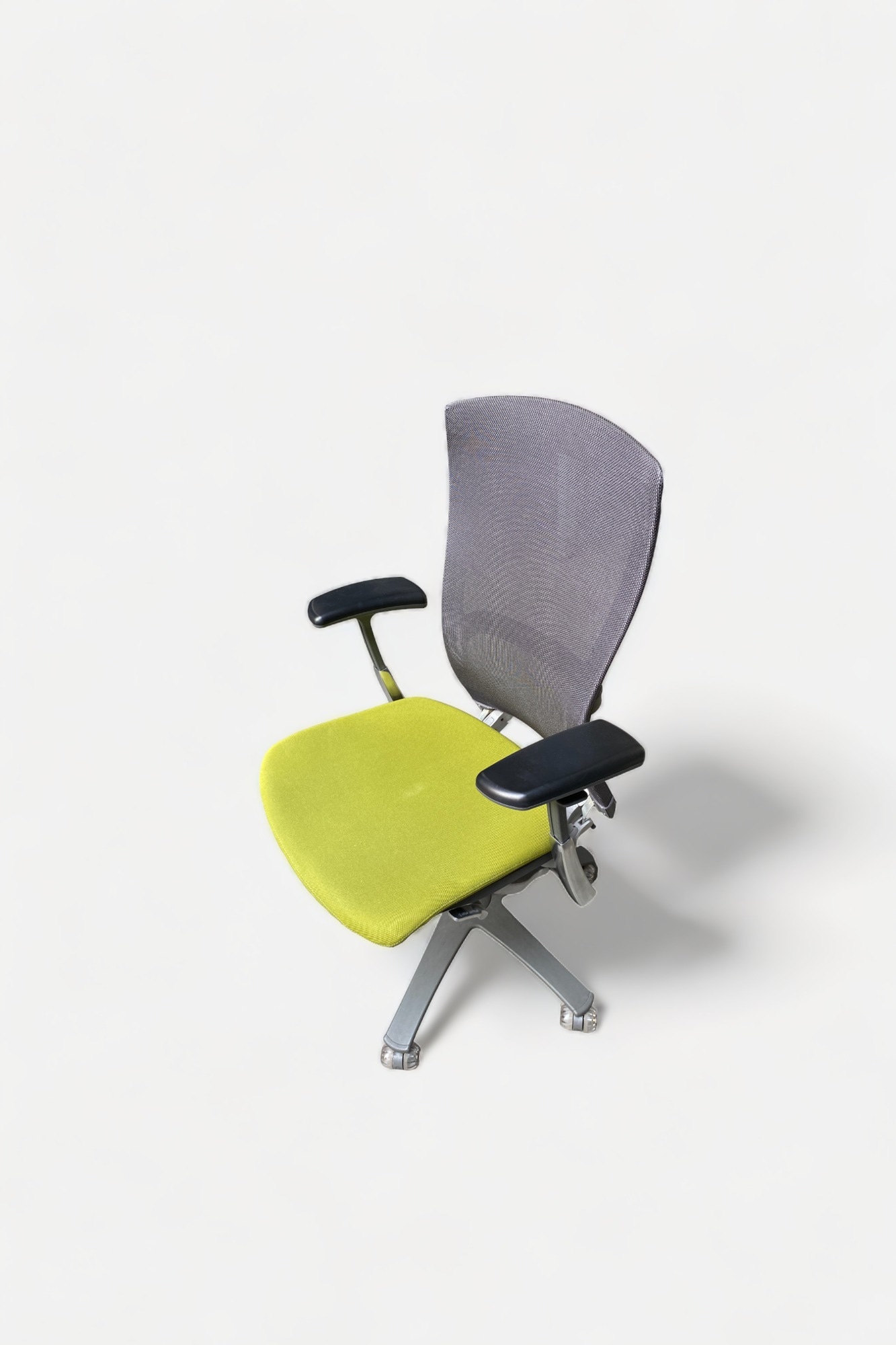 Knoll Siège de bureau réglable avec assise verte et dossier en maille grise sur roulettes