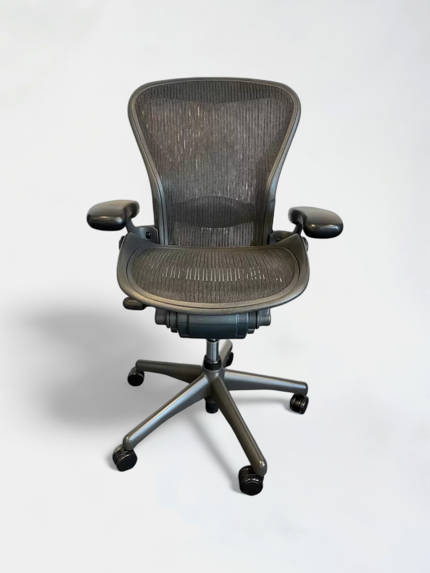 Herman Miller Aeron Classic Full Option Graphite bureaustoel