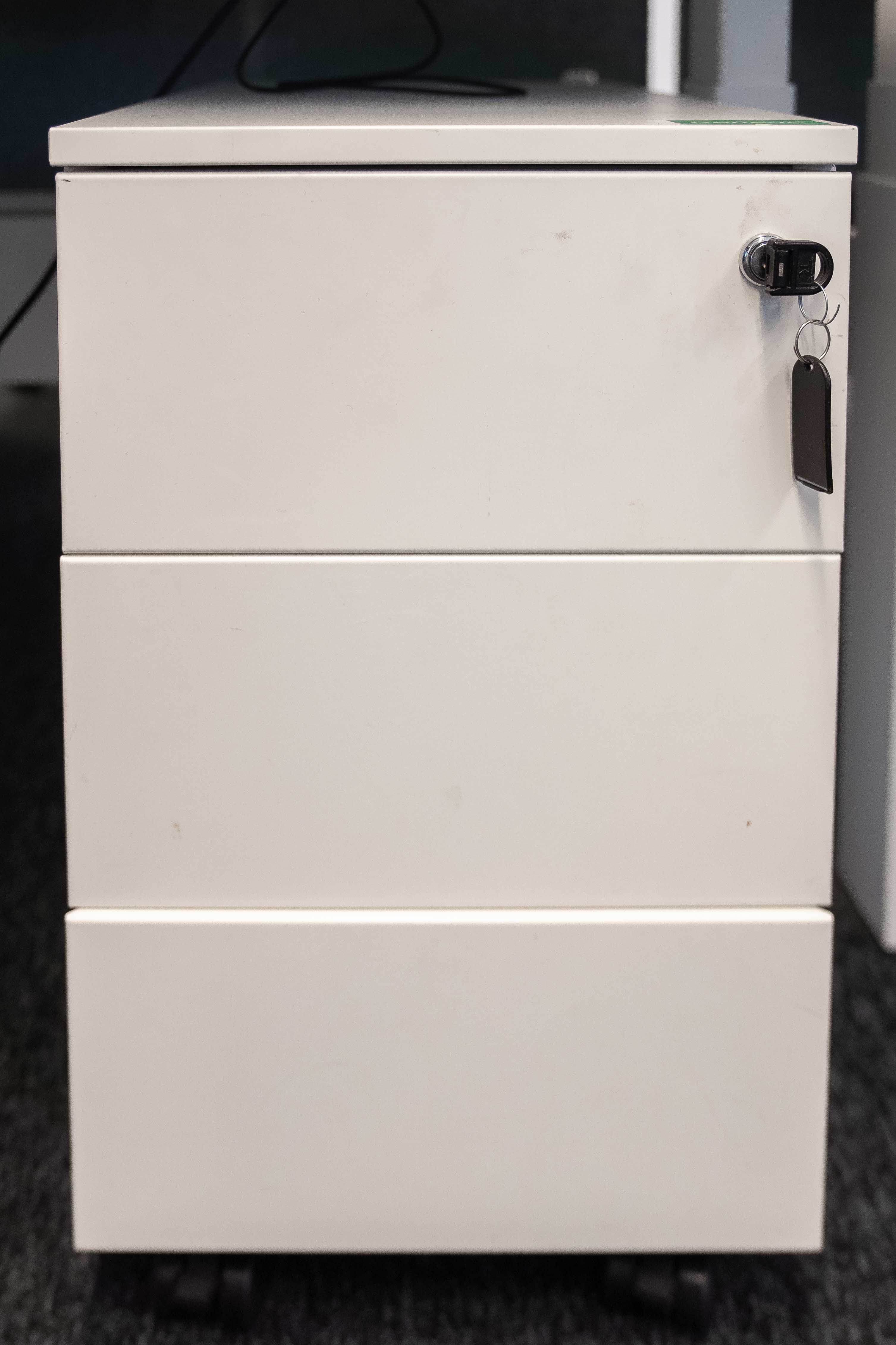 White Metal File Cabinet with Lock on wheels