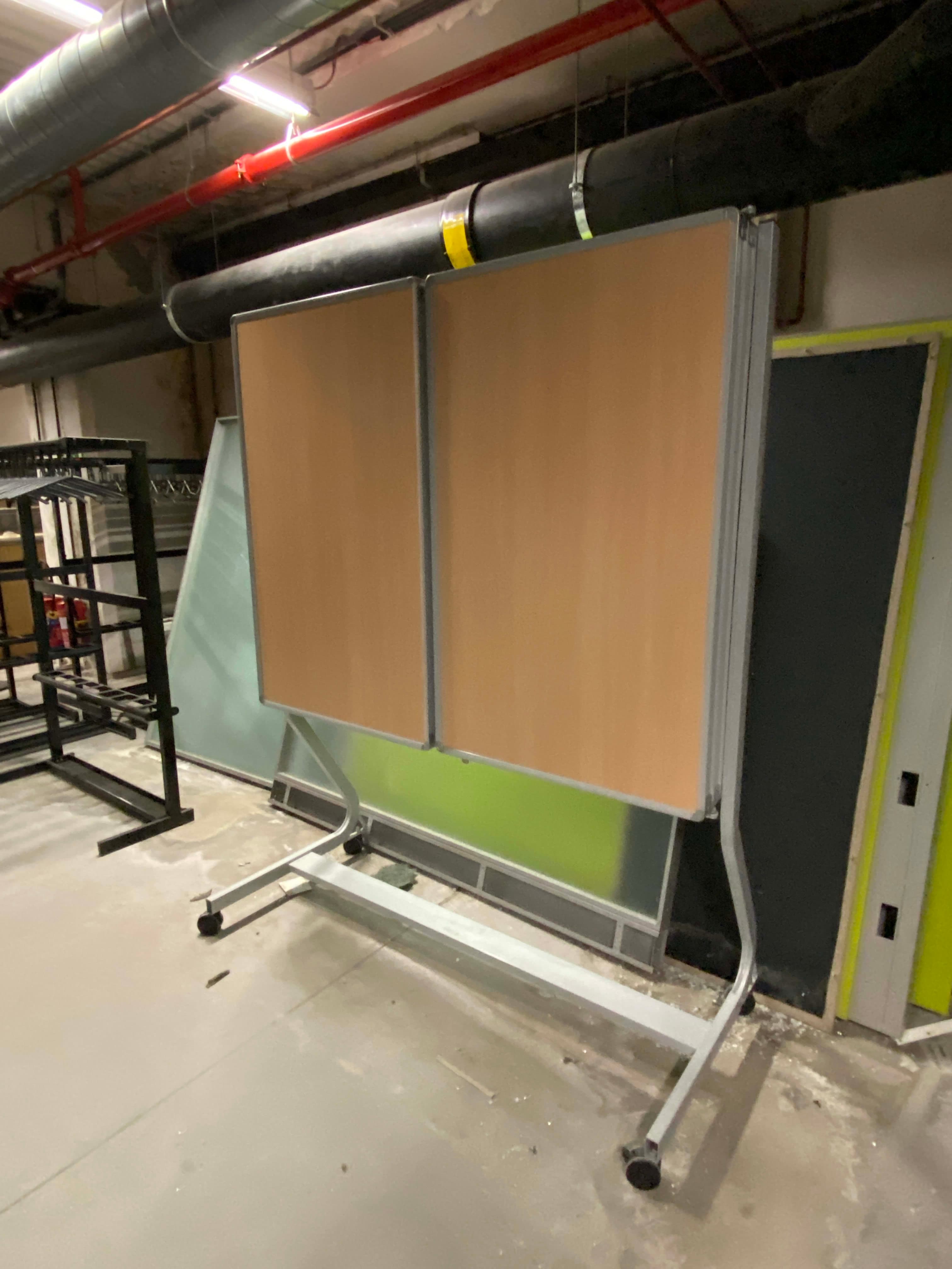 Closed large Whiteboard with wood finitions