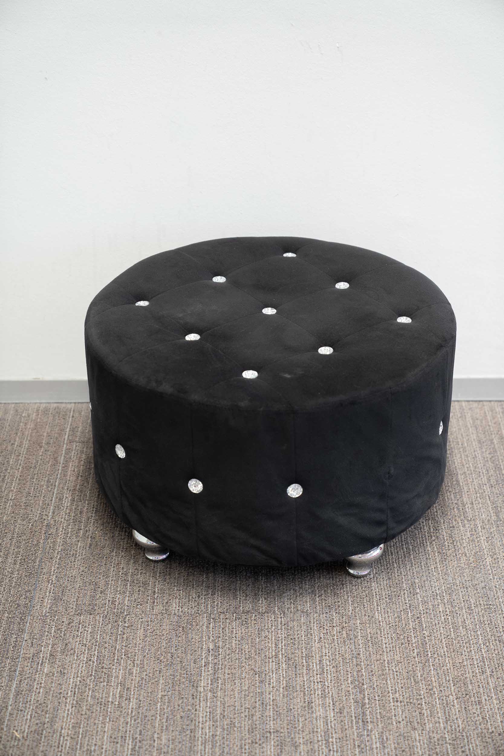 Poufs ronds noirs Kare Design avec des diamants