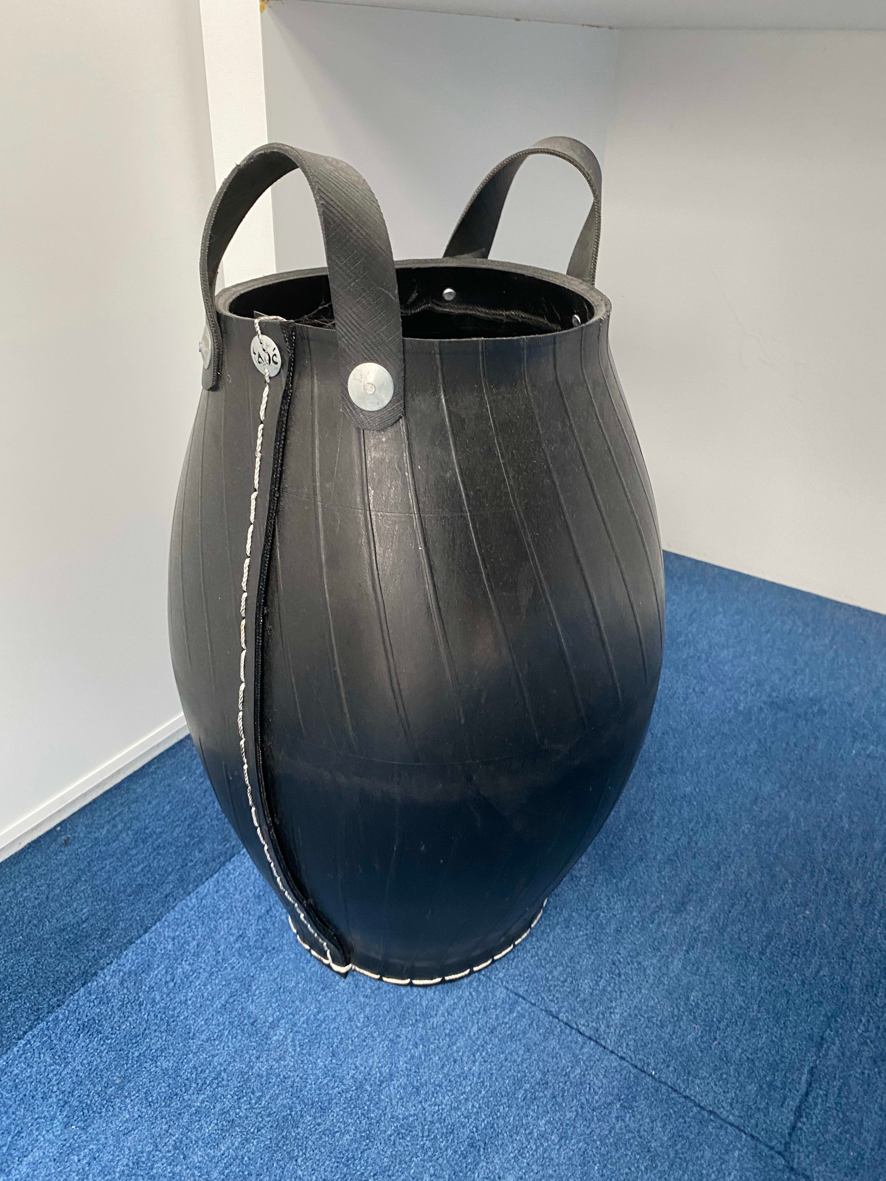 Black umbrella pot