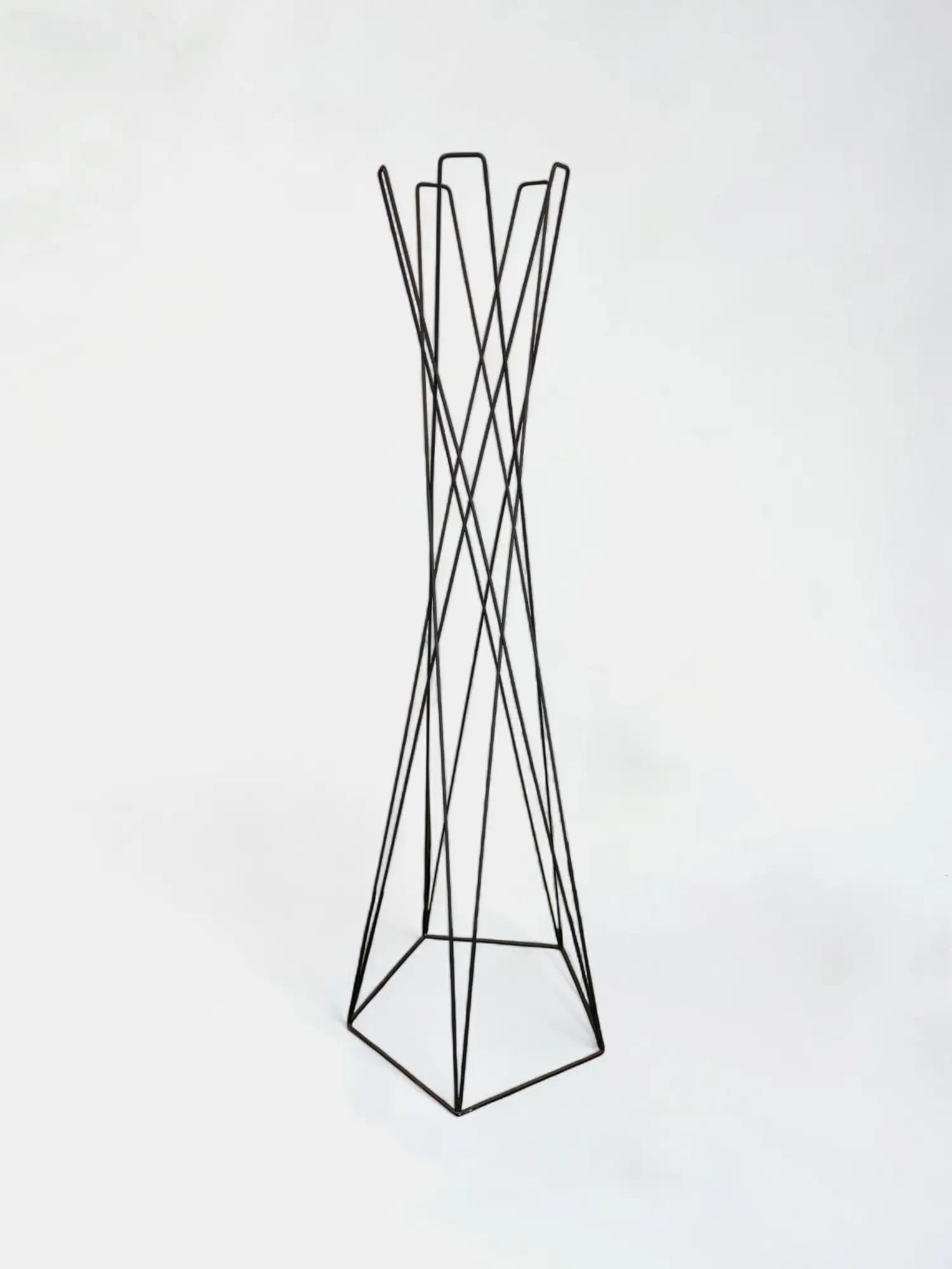 Cascando Black Metal Coat Stand with Geometric Design