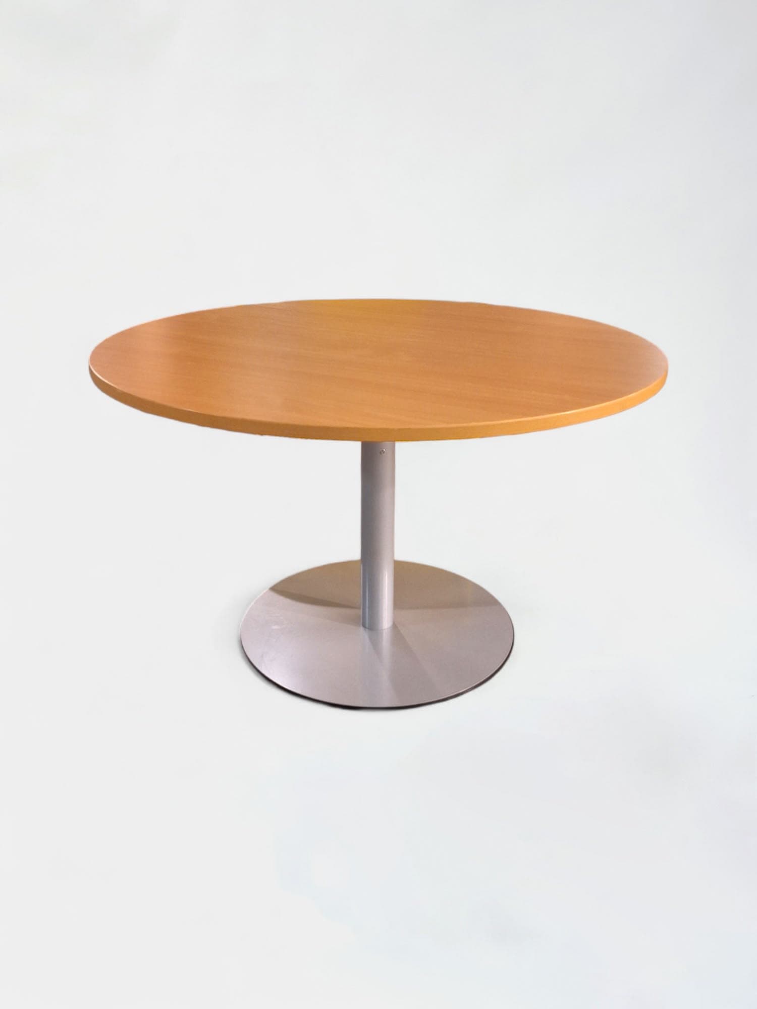 Laminaat ronde tafel met grijze poot