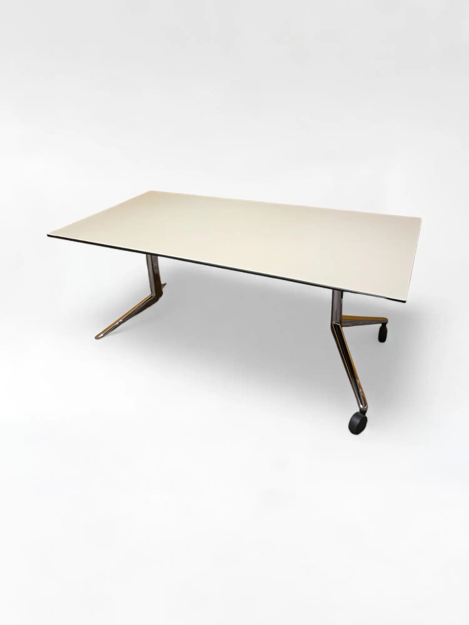 Ahrend 180 cm WitBeige bladtafel op 2 wielen