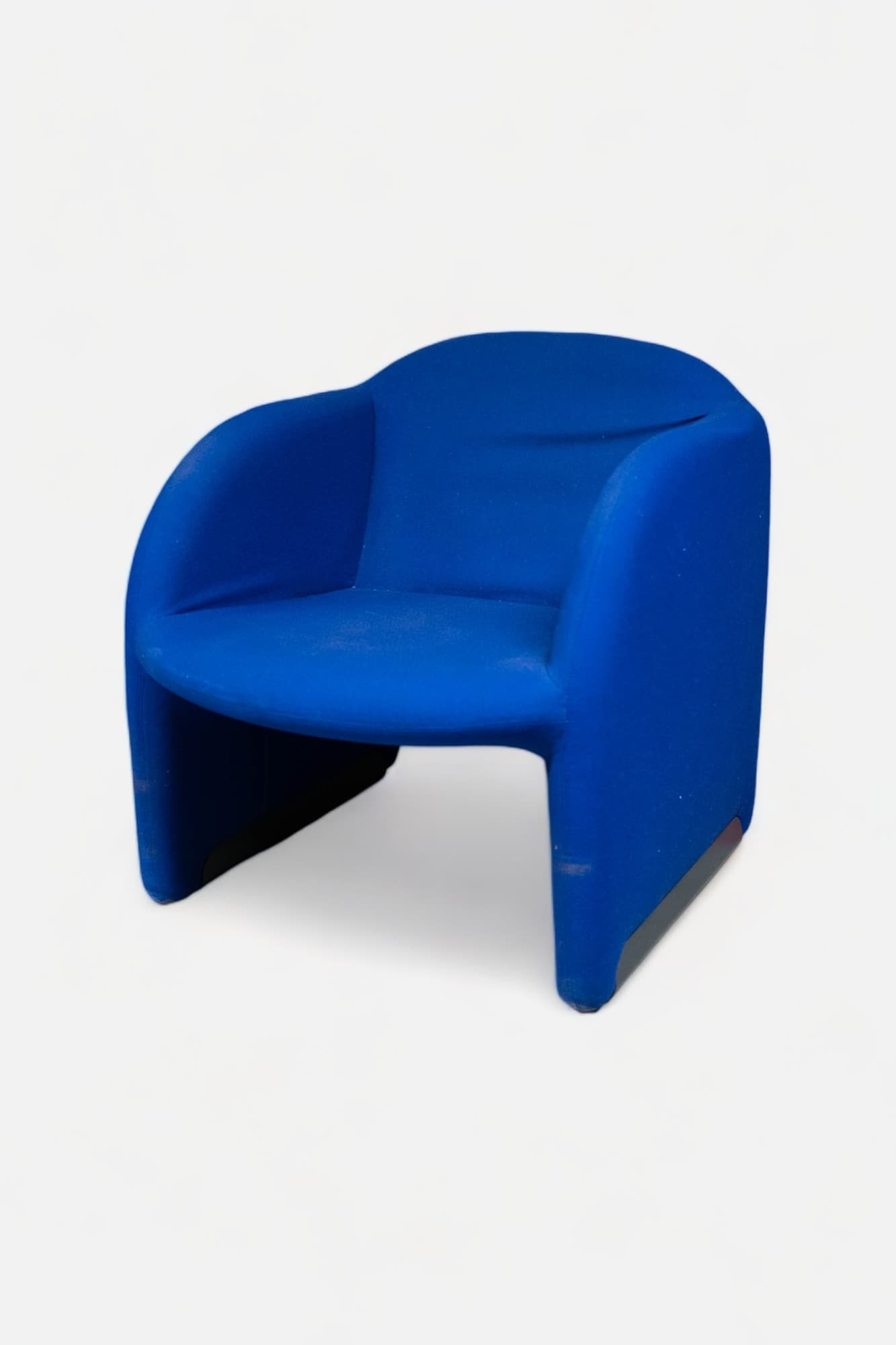 Artifort Ben Blue fauteuil électrique design