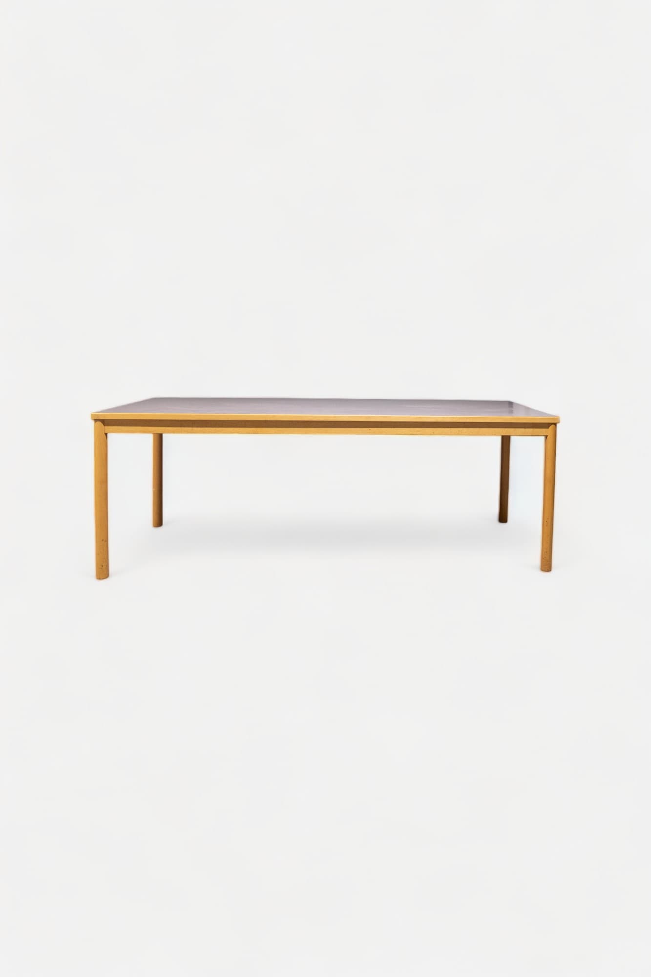 Casala 210cm Houten tafel op houten poten