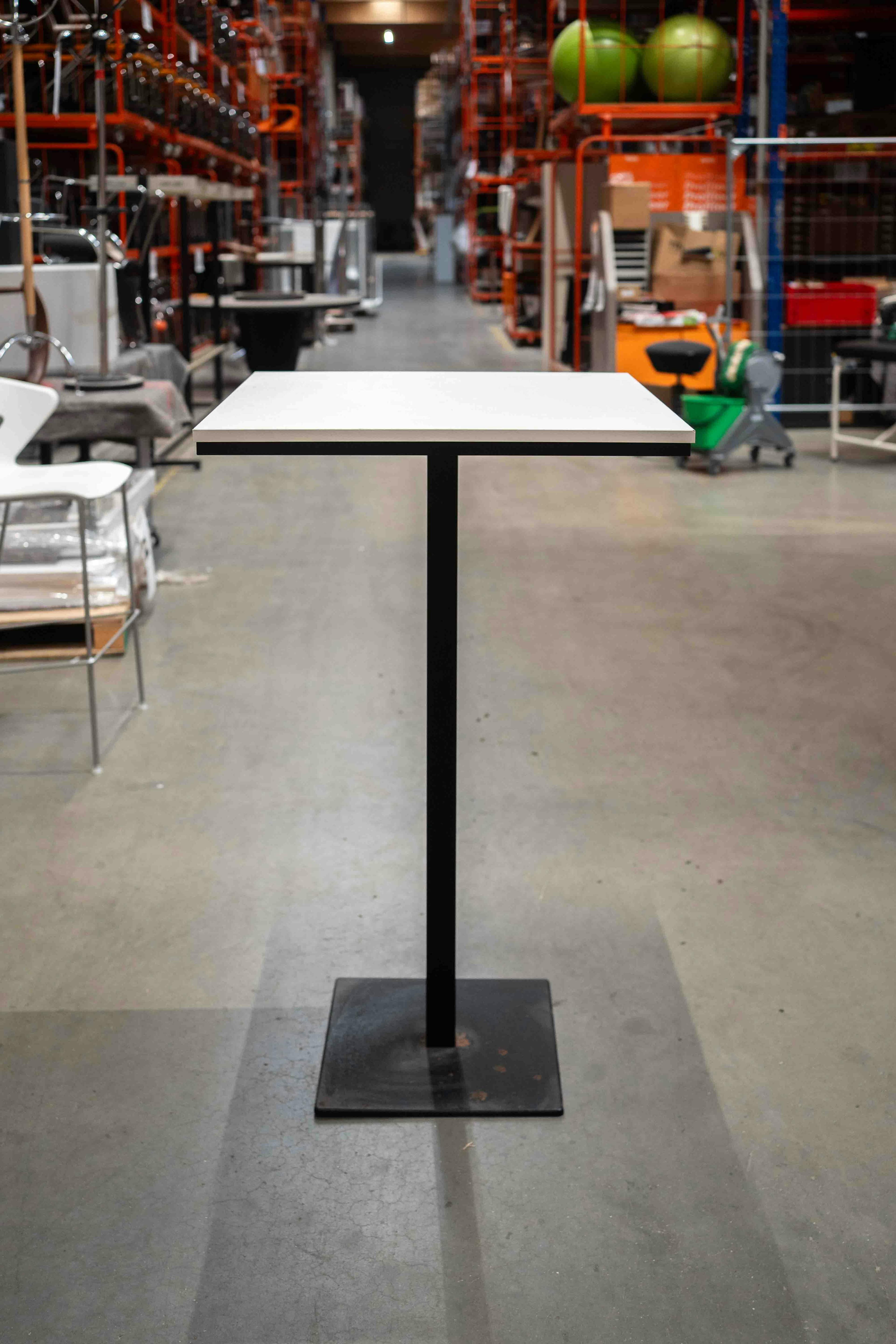 BEFI1518:High-tables TBV - Relieve Furniture