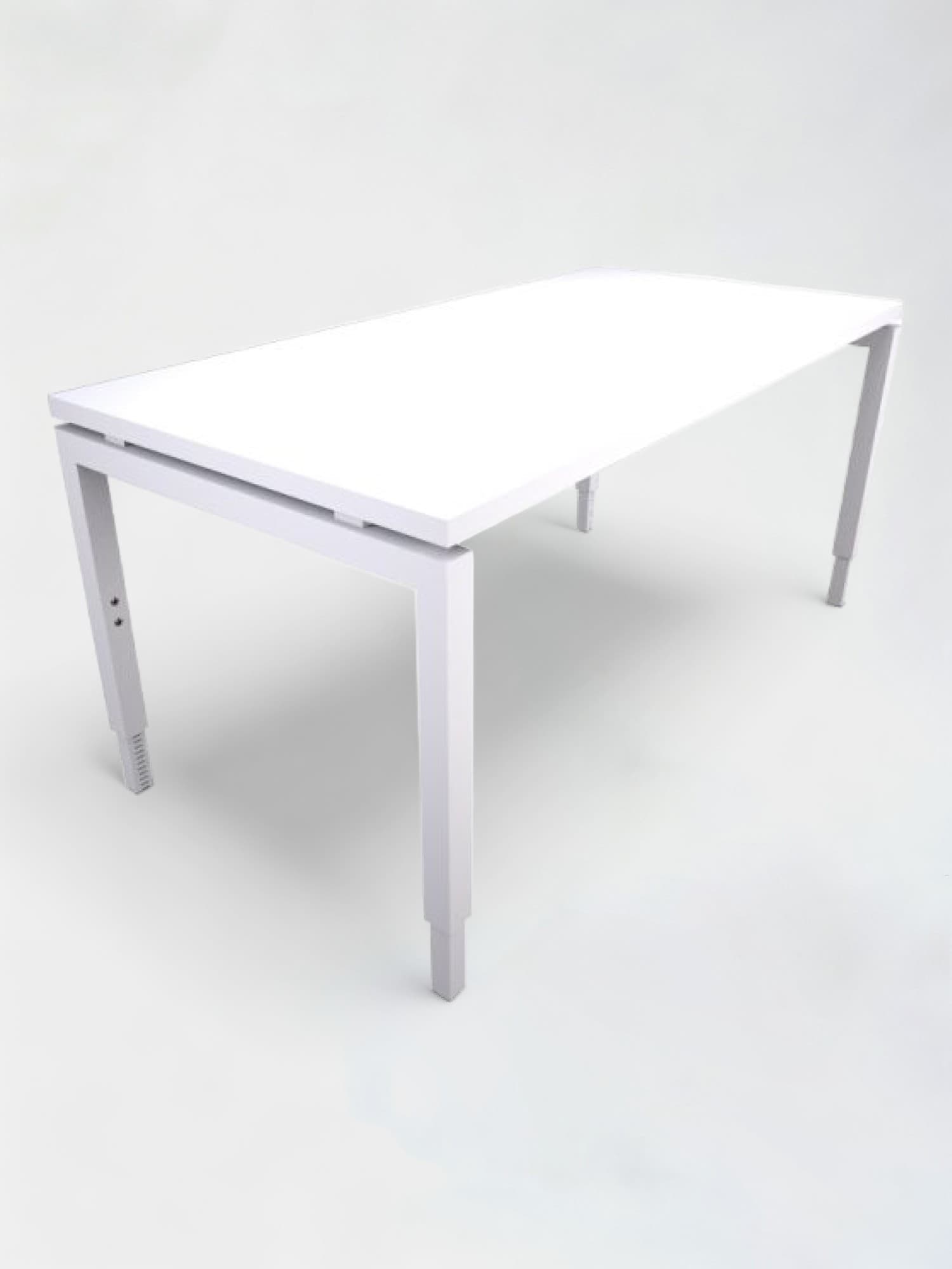 Bureau réglable 160x80cm, plateau blanc, pieds blancs