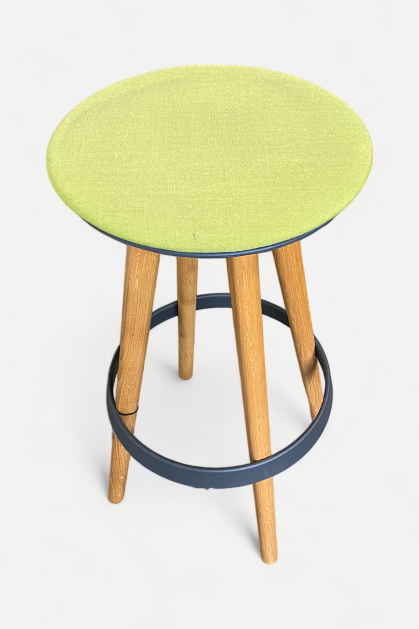 Bene Timba Light green high stool on wooden legs with metal footrests