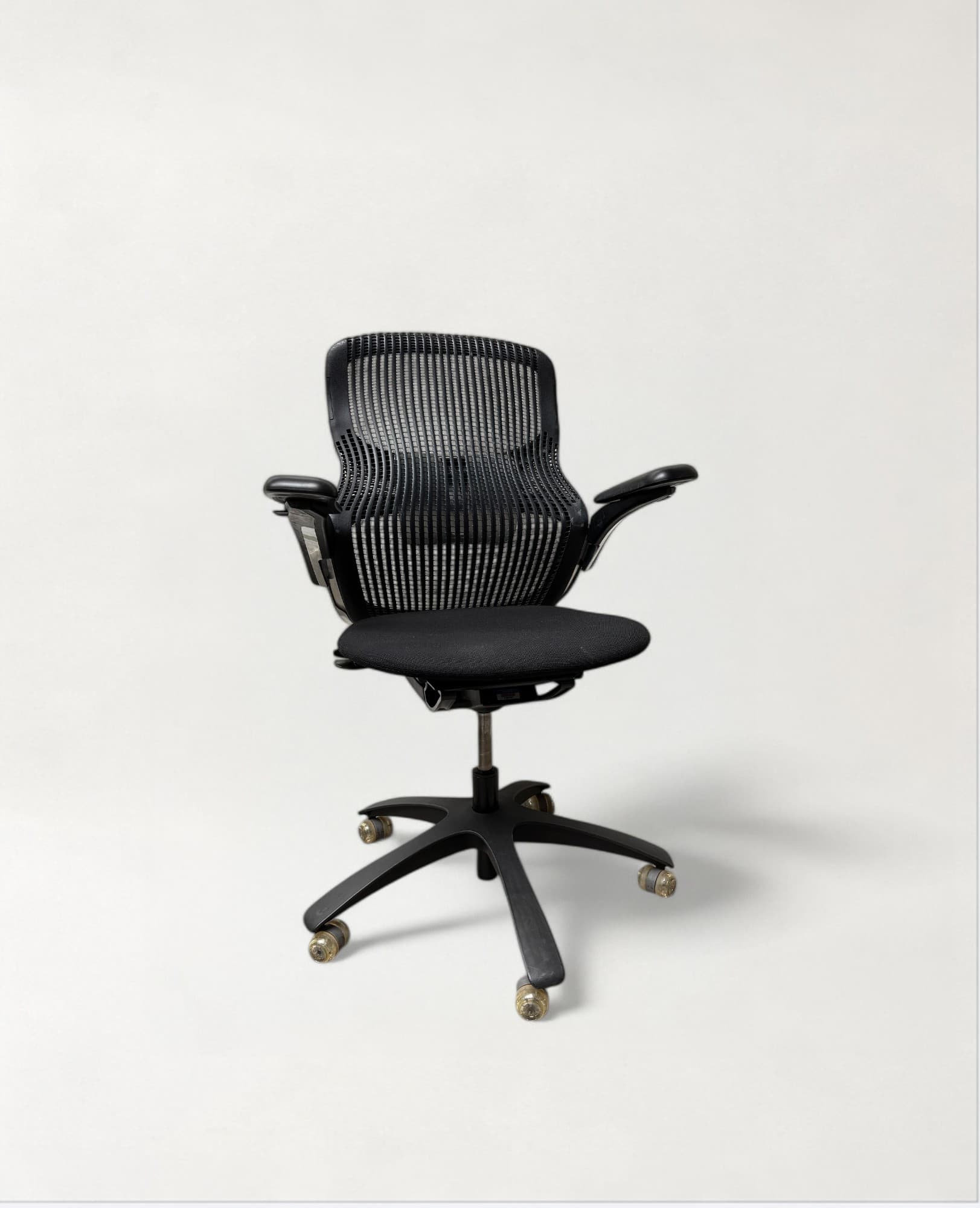 Knoll Generation Chair Onyx