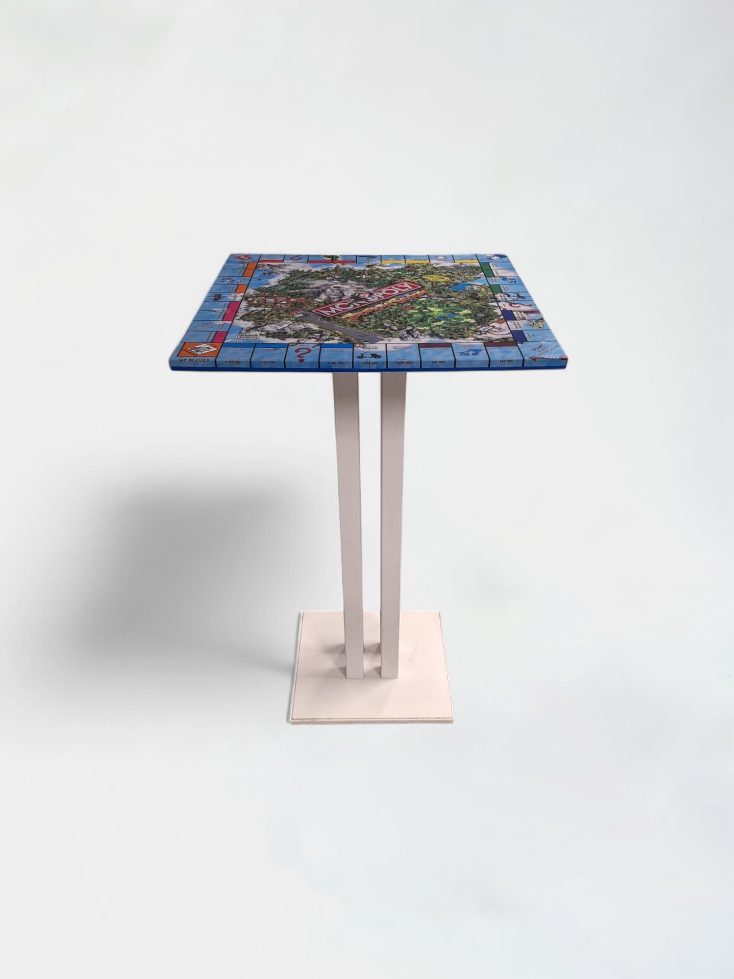 Monopoly high vintage table