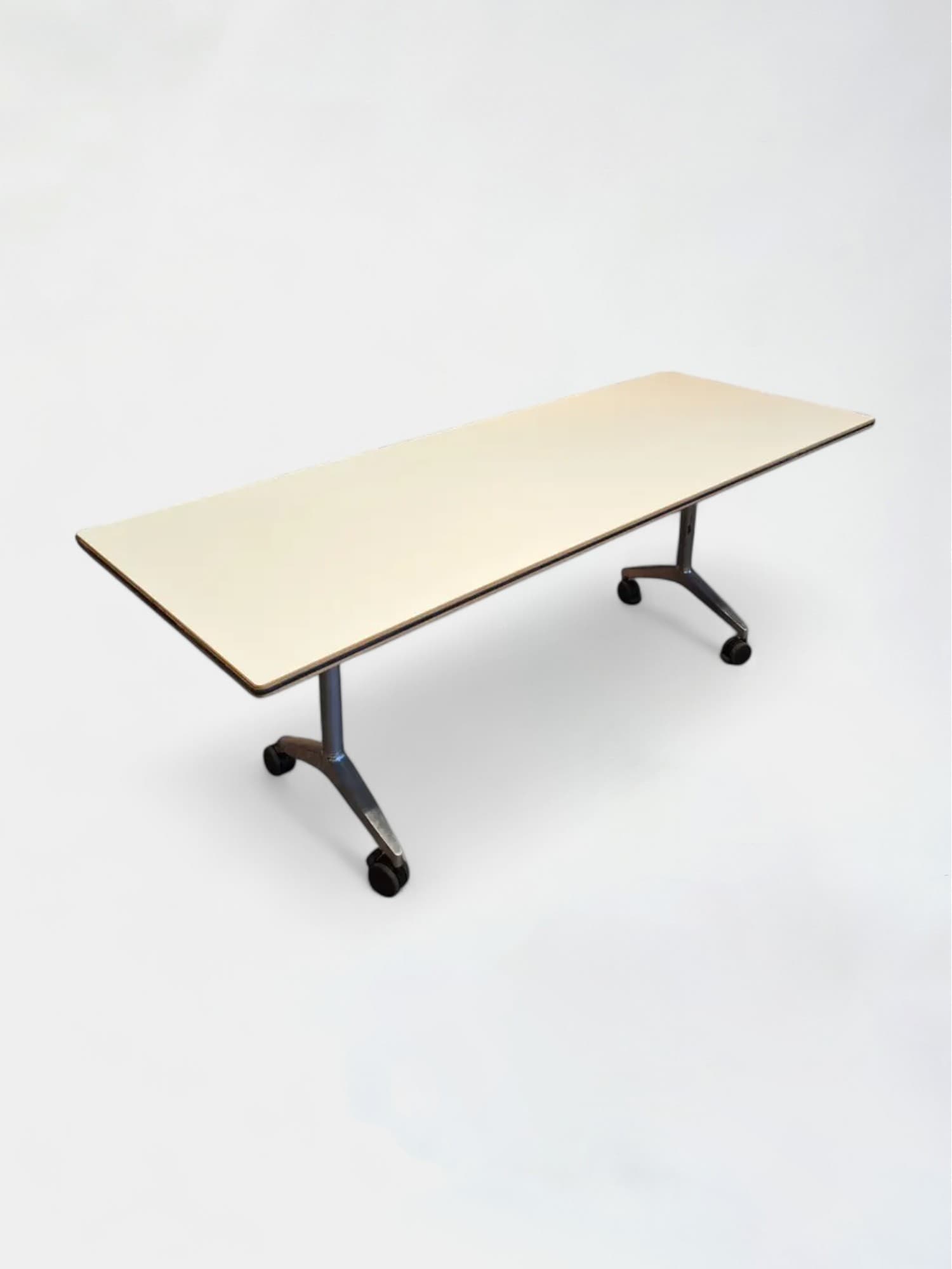 Wilkhahn Table à roulettes en stratifié blanc 200cm