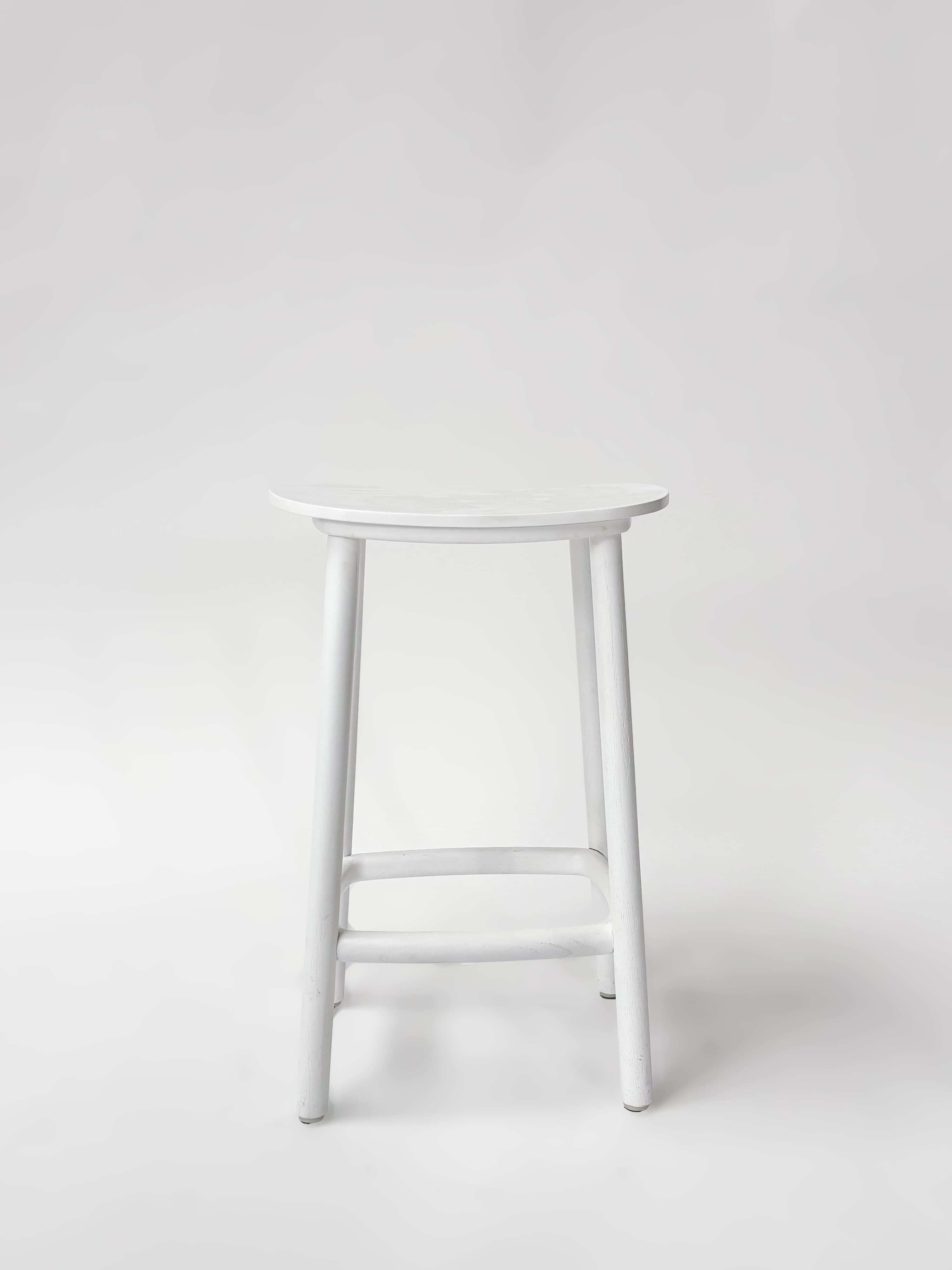CRUSO Wooden White Oak Stool - 65cm