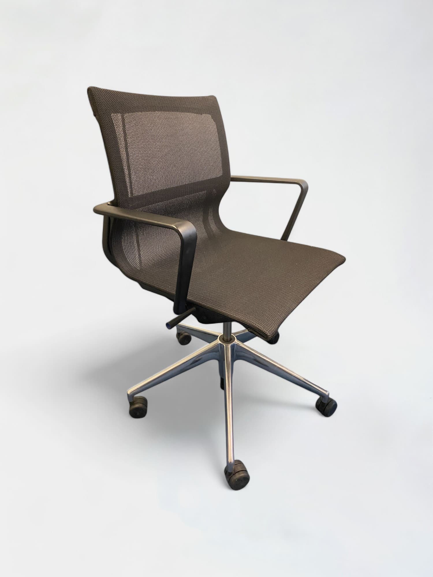 VITRA Physix adjustable black mesh office chair on wheels