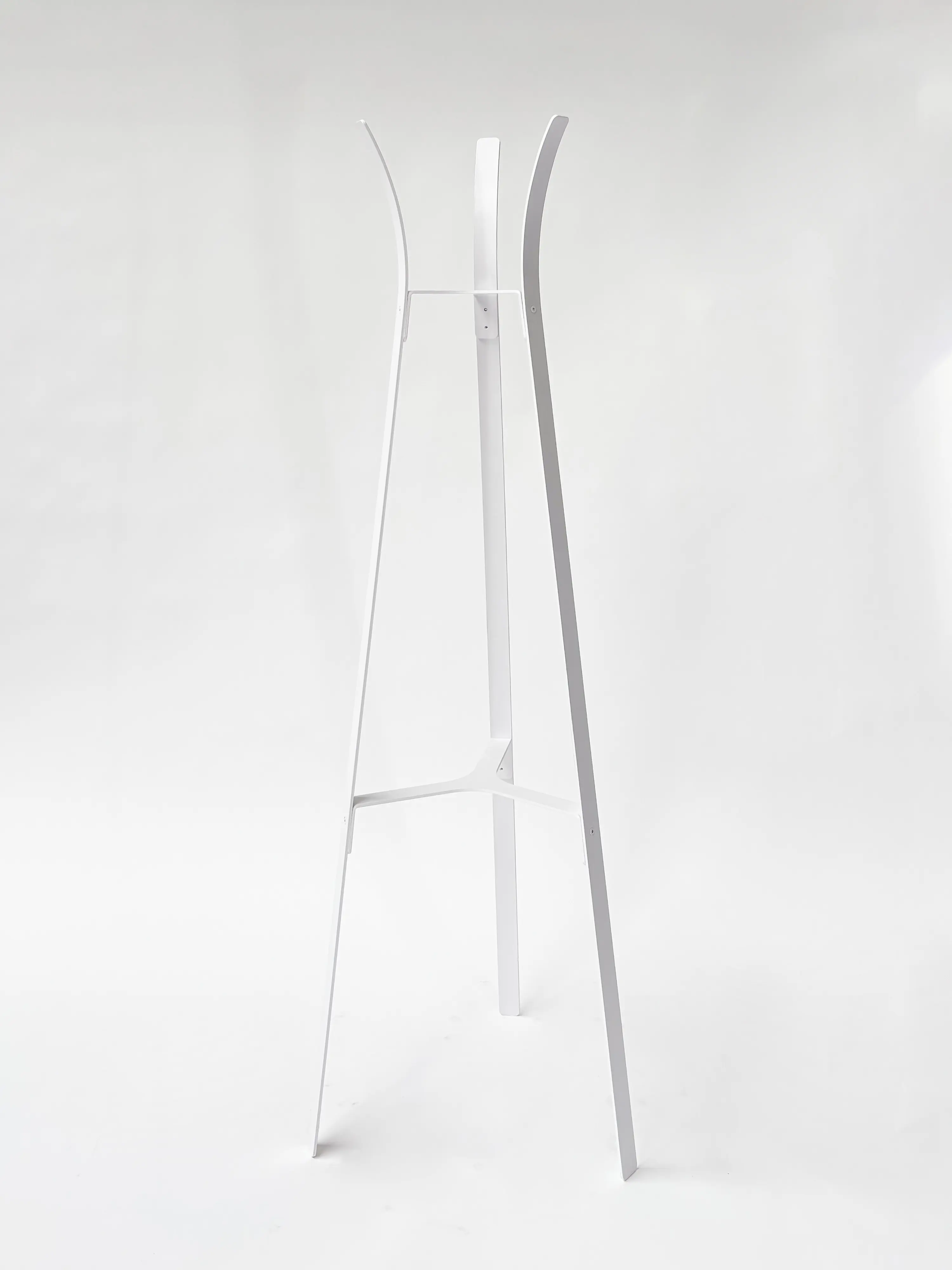 CRUSO White Metal Coat Stand without key holder