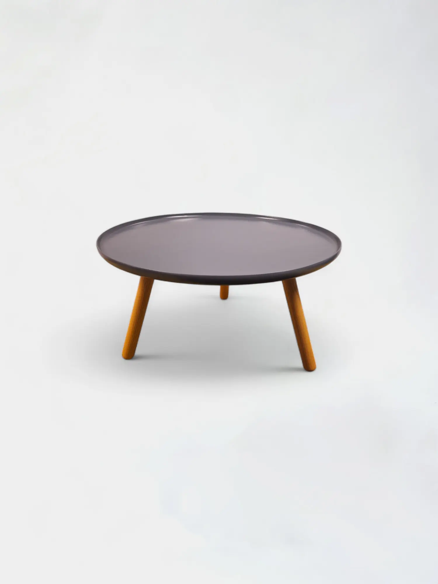 Normann grijze salontafel op houten poten