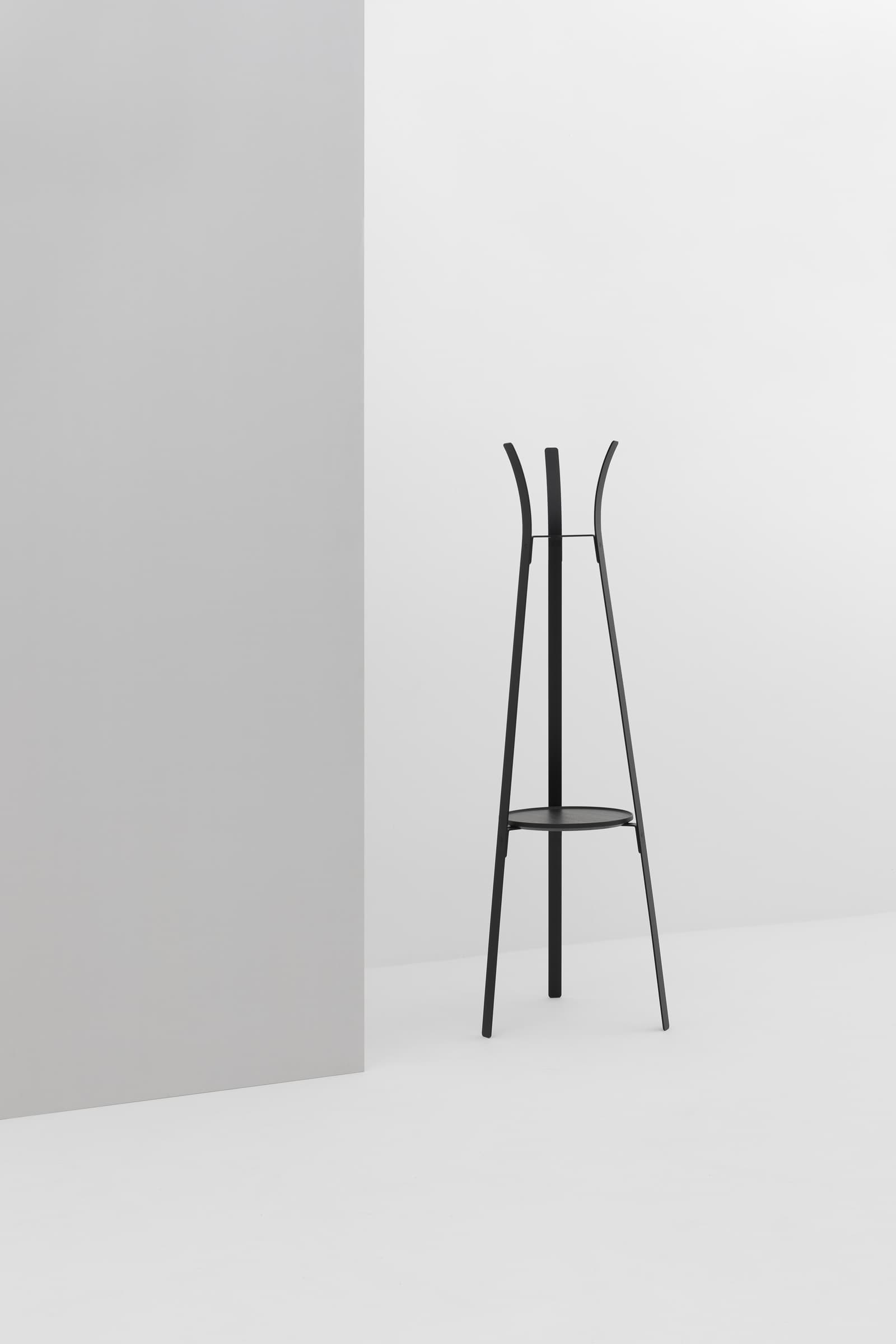 CRUSO SPRINGBACK Black Coat Stand without the Tray