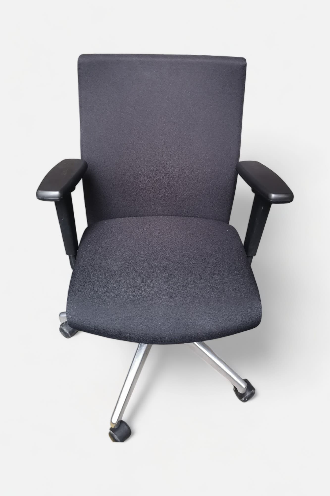 Intersthul Adjustable BLACK office chair on wheels