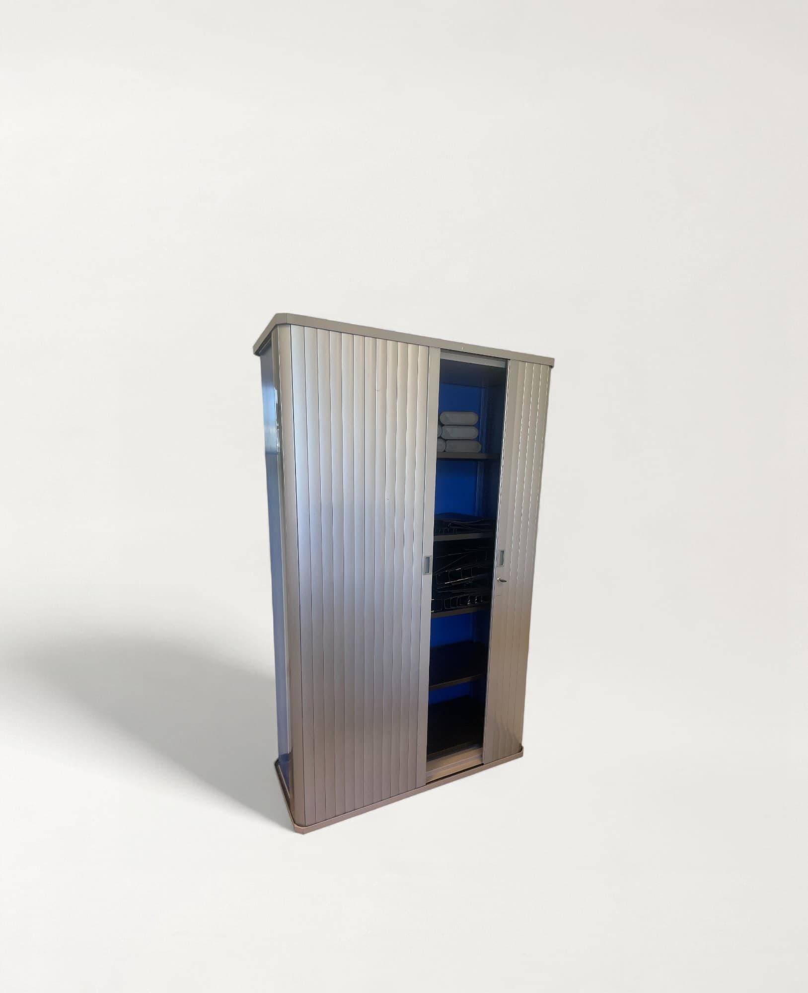 Avec clé Armoire grise Gispen