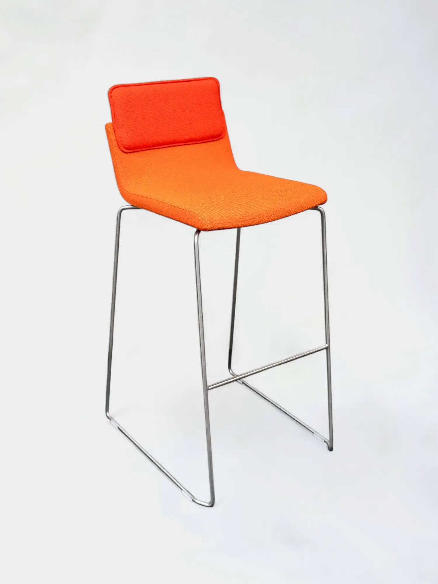Gispen oranje stoffen hoge kruk