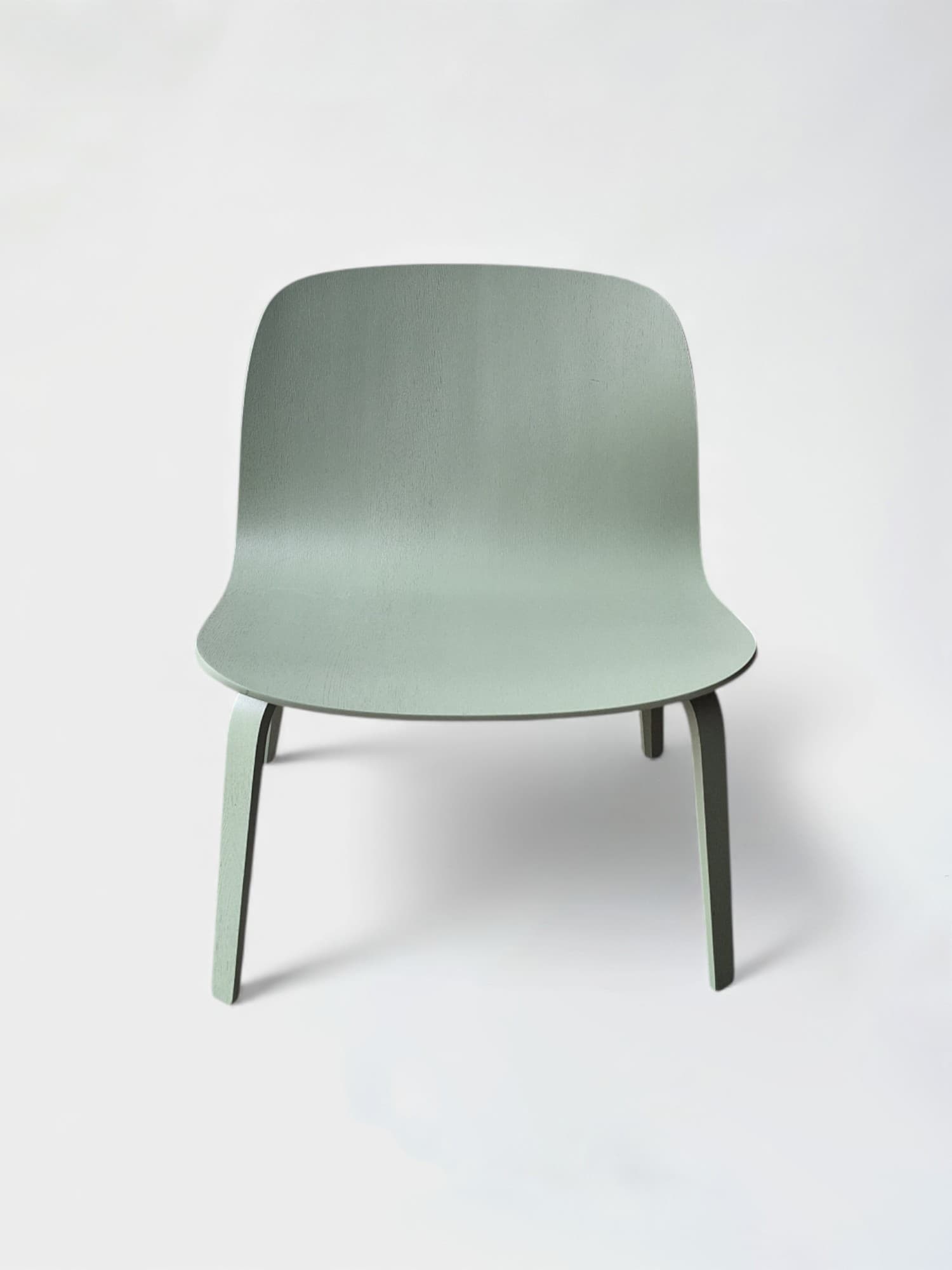 chaise longue verte en plastique