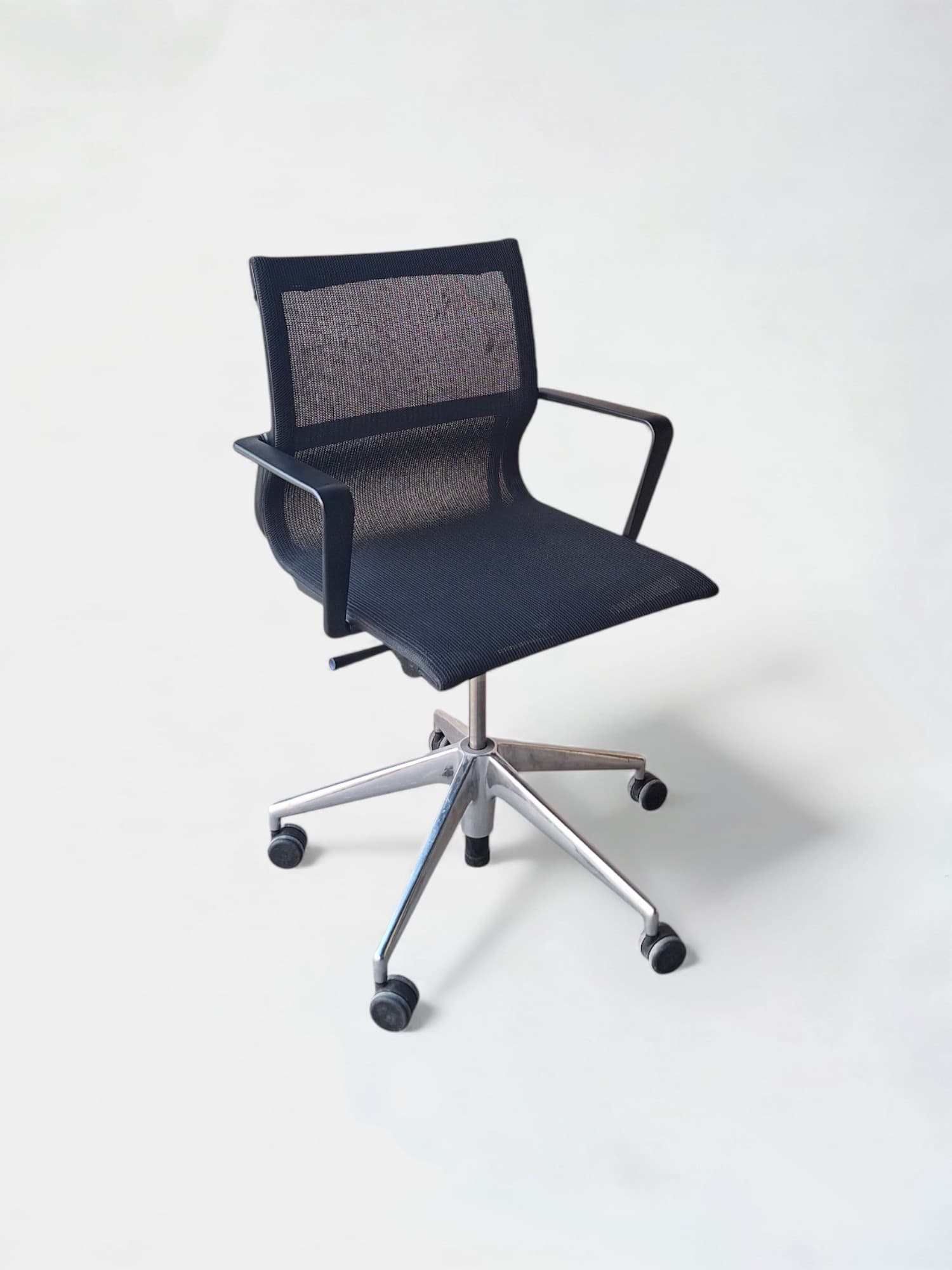 VITRA Physix adjustable black mesh office chair on wheels