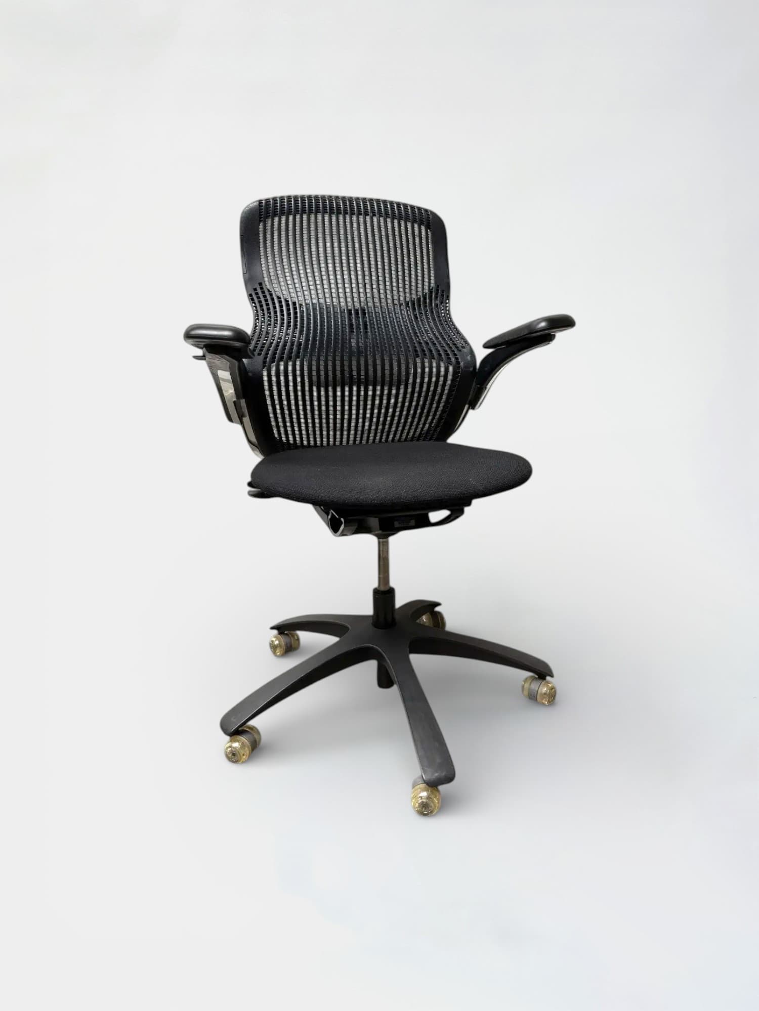 Knoll Generation Stoel Onyx