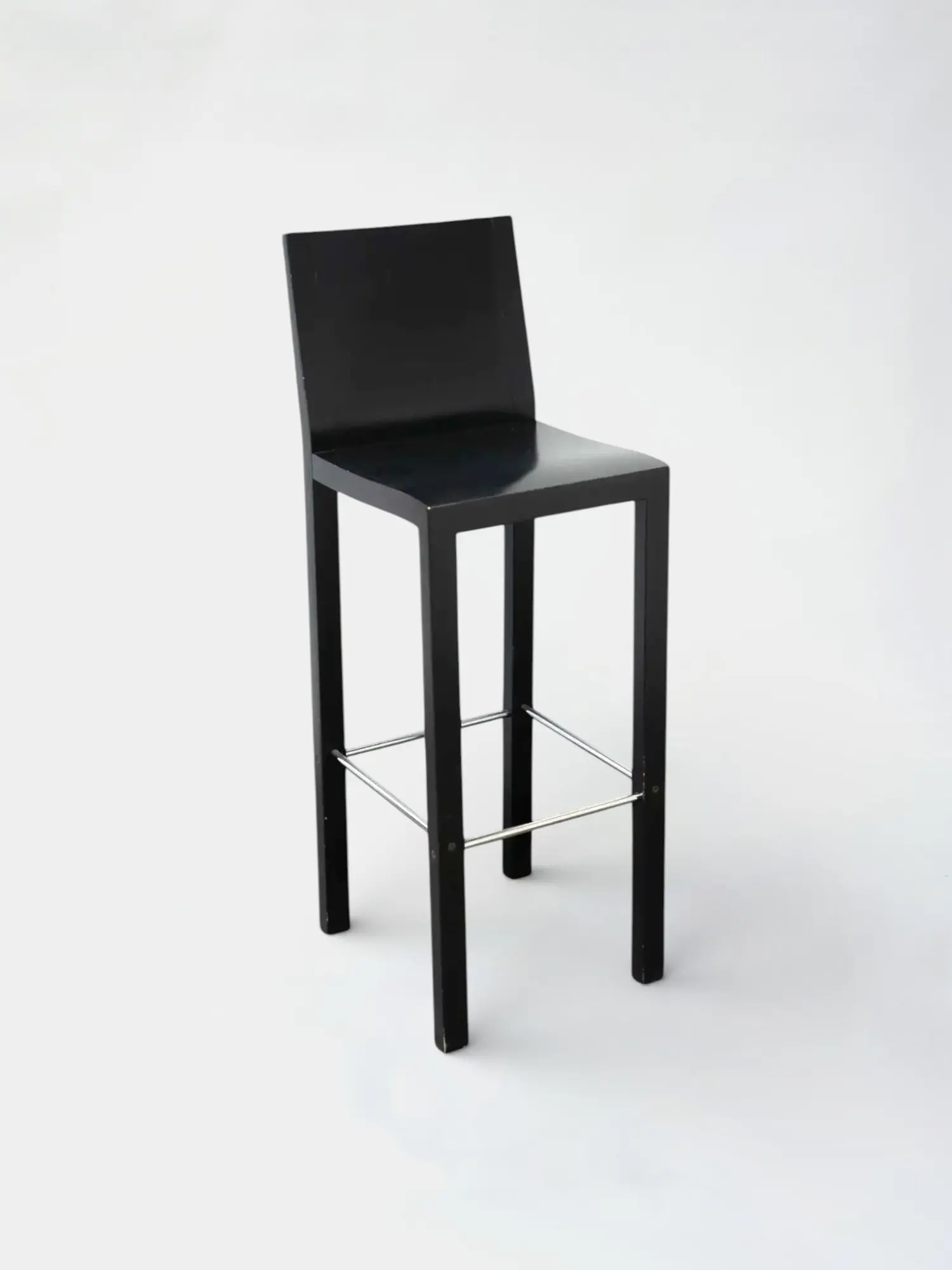 Chaises hautes en bois noir Dietiker avec repose-pieds
