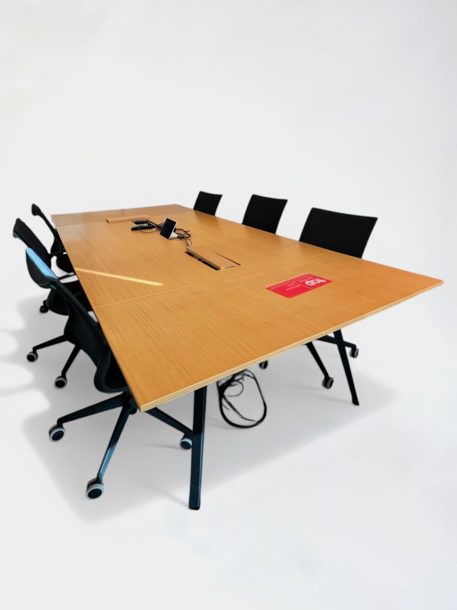 Table de réunion en bois teinté de 300 cm