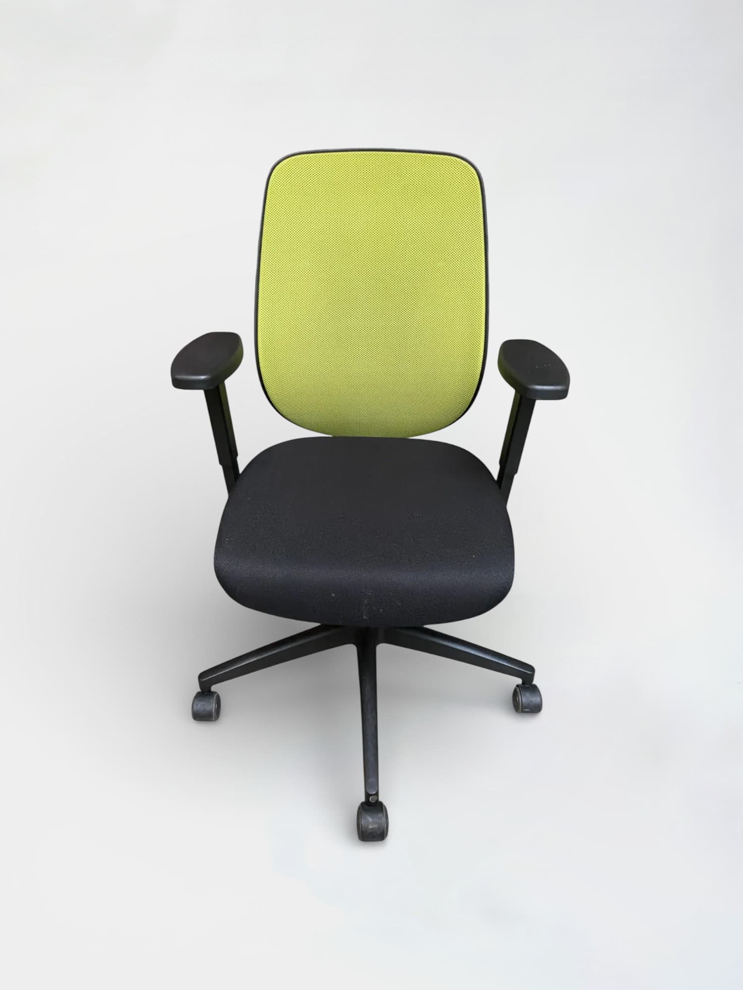 Giroflex Siège de bureau à roulettes ergonomique et réglable vert et noir
