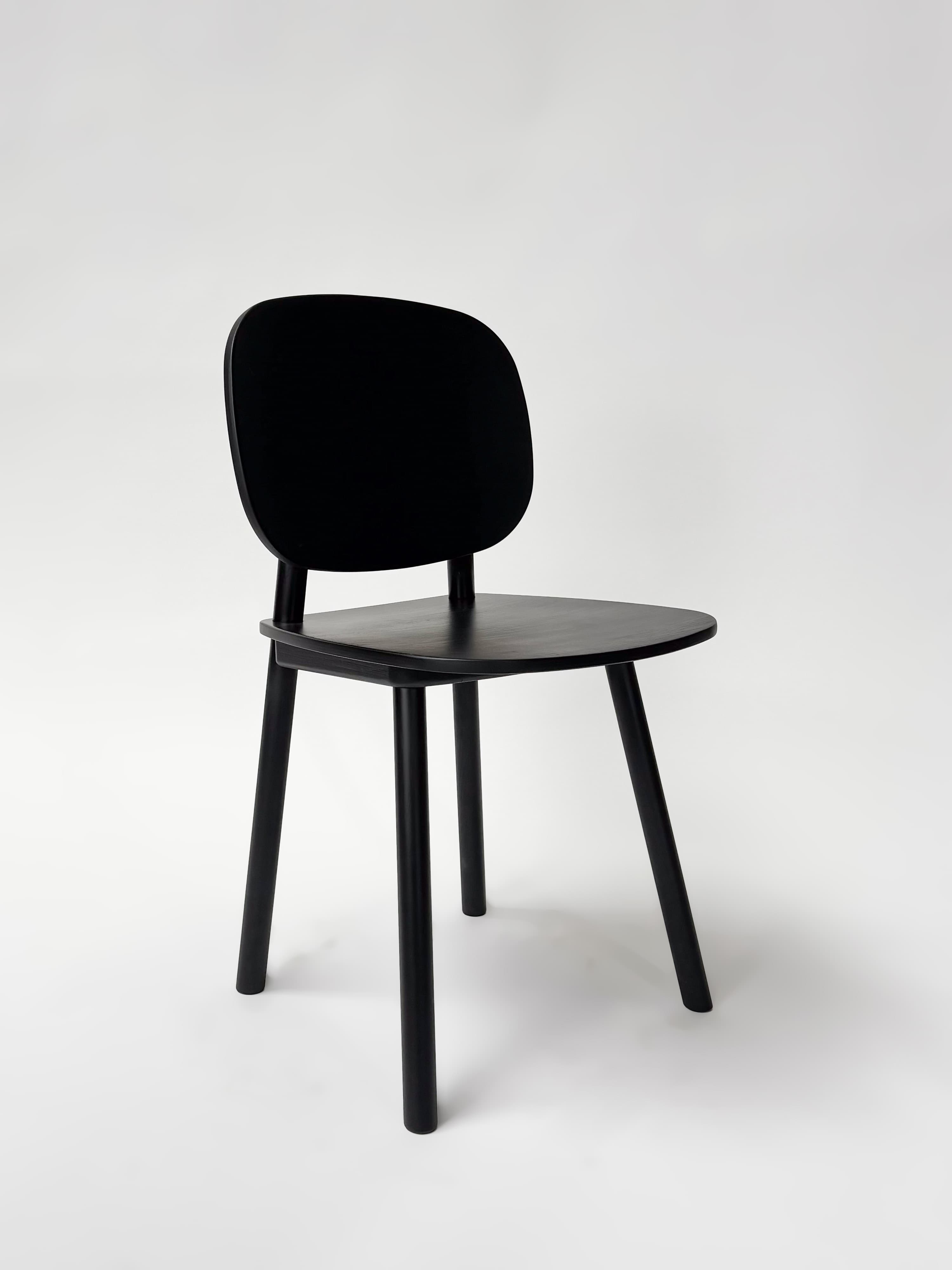 CRUSO Zwarte Houten Eetkamerstoel