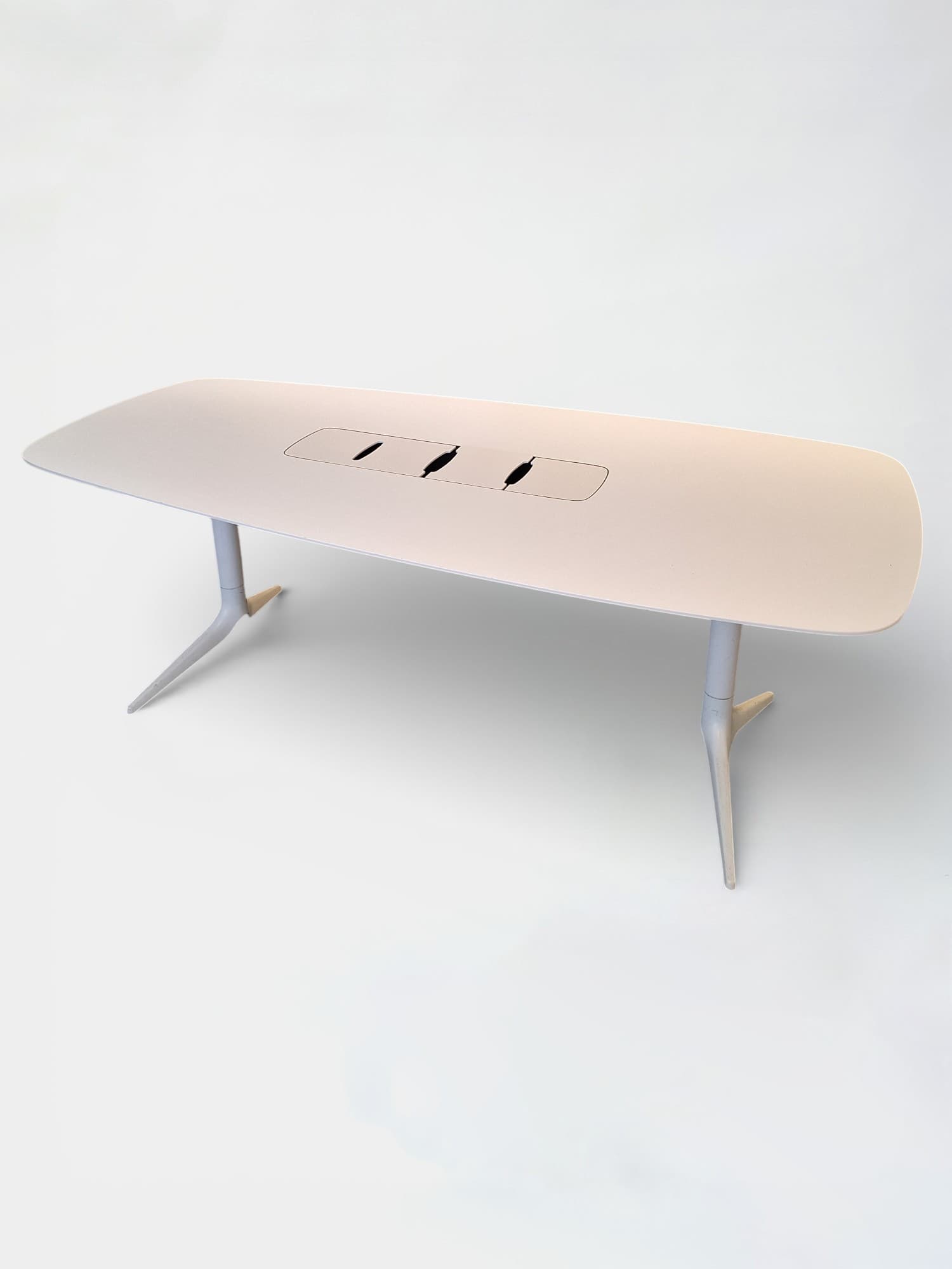 Table de réunion ovale blanche EFG HideTech 215 cm avec accès au plateau