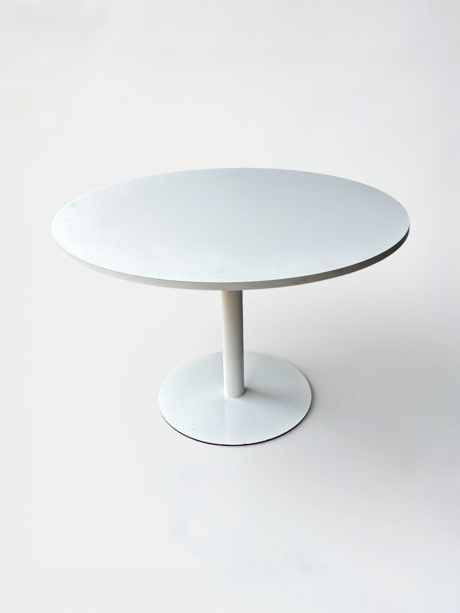 Table ronde blanche de 120 cm
