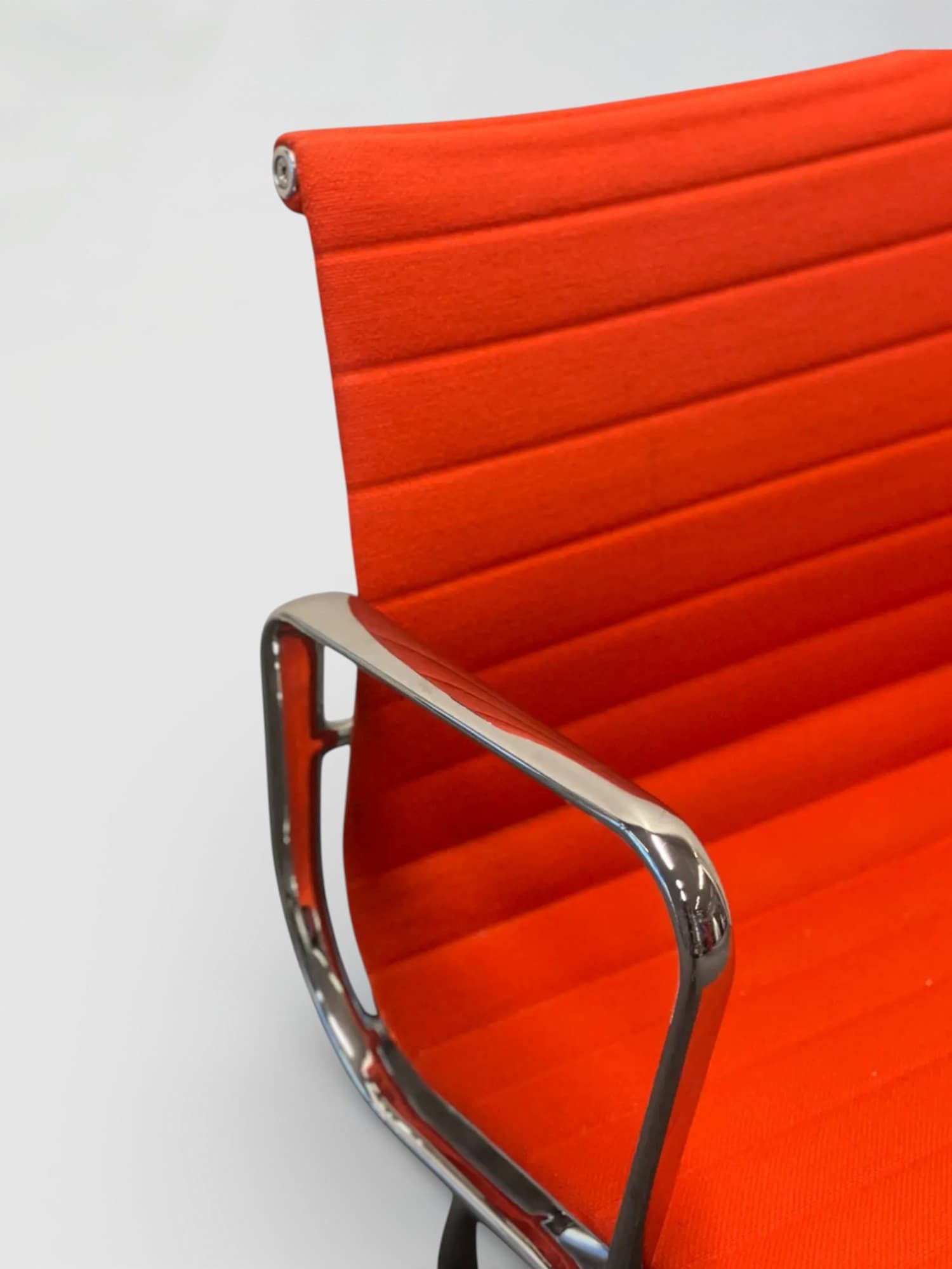Vitra Eames EA108 Red- Orange
